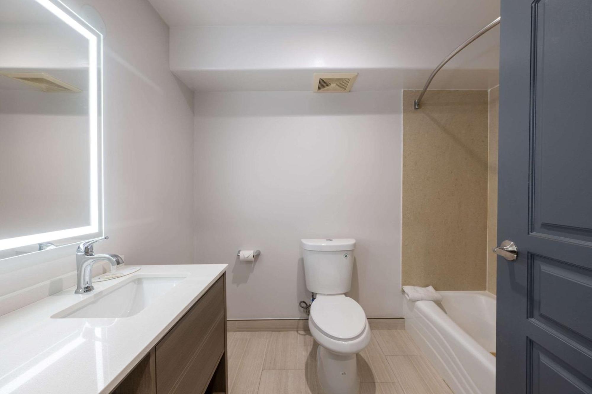 Torrance Inn Lax Airport Area Bagian luar foto